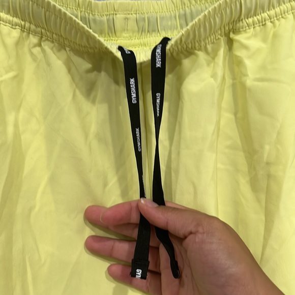GYMSHARK new yellow shorts - Picture 3 of 3